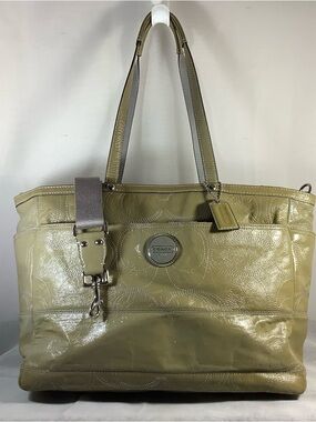 COACH XL Tote Bag Olive Green Signature Design with Shoulder Strap.